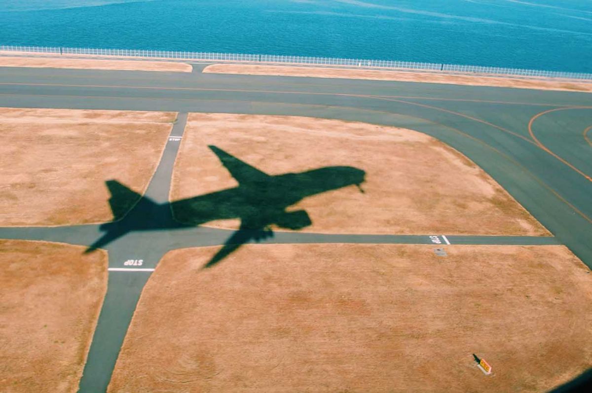 How long does it take to fly to Gran Canaria?