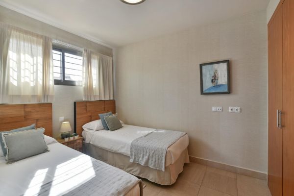 18 en PAR 4 | Salobre | VillaGranCanaria Dormitorio 1