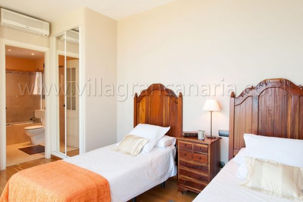 Los Lagos 5 | VillaGranCanaria Dormitorio 2