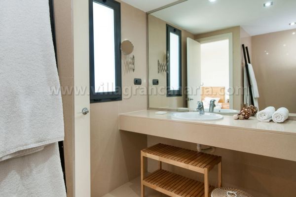 Los Lagos 13 | Salobre Golf | VillaGran Canaria Baño 1