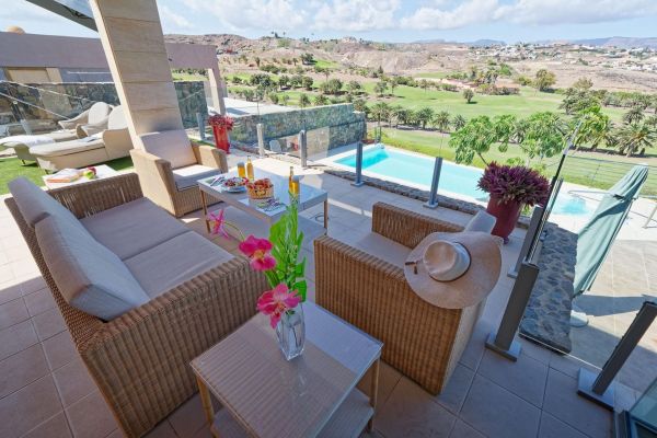 Villa Piedra Amarilla | Salobre Golf | VillaGranCanaria Terraza
