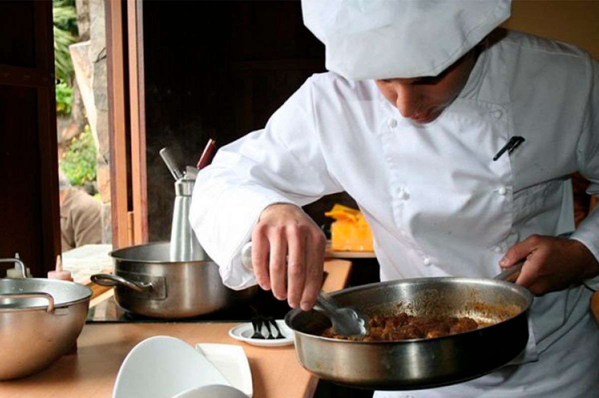 How to make Canarian “wrinkled” potatoes - The best recipes