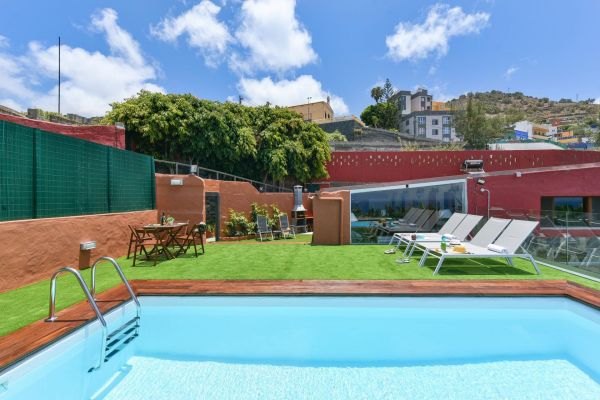 Finca with pool La Casa de Arriba in Arucas | VillaGranCanaria Piscina