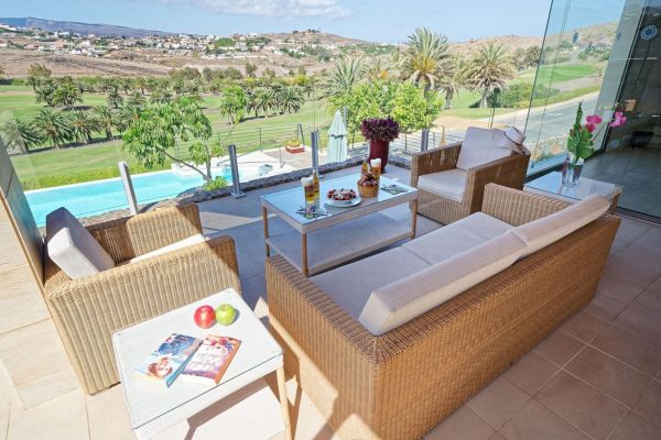 Villa Piedra Amarilla | Salobre Golf | VillaGranCanaria Terraza