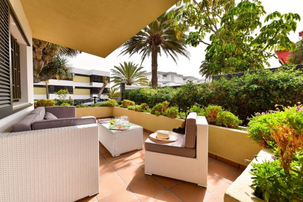 Casa de Playa Adelfas MCI | San Agustín | VillaGranCanaria Terraza