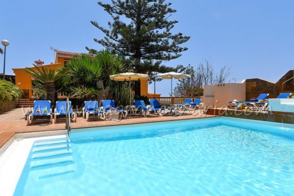 Finca Salobre | VillaGranCanaria Piscina