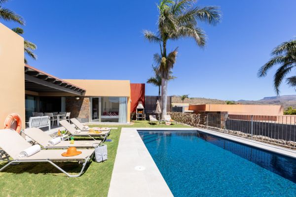 7 in PAR 4 | Salobre Golf | VillaGranCanaria Piscina