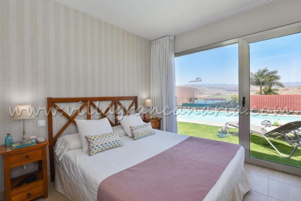 10 en PAR 4 | Salobre Golf | VillaGranCanaria Dormitorio 1
