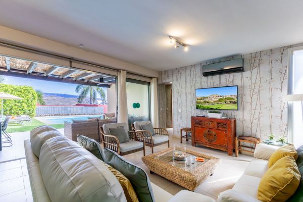 18 en PAR 4 | Salobre | VillaGranCanaria Salón