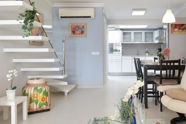 Dúplex Playa de Las Burras MRA02 | San Agustín Escalera