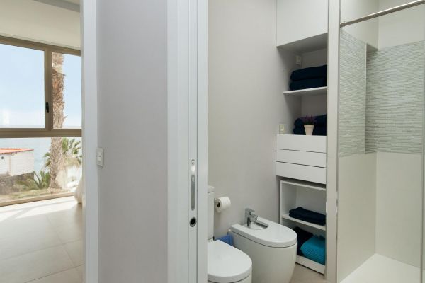 Bungalow de Lujo Playa del Águila | Villa Gran Canaria Baño 1