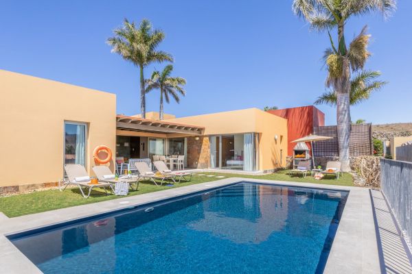 7 in PAR 4 | Salobre Golf | VillaGranCanaria Piscina