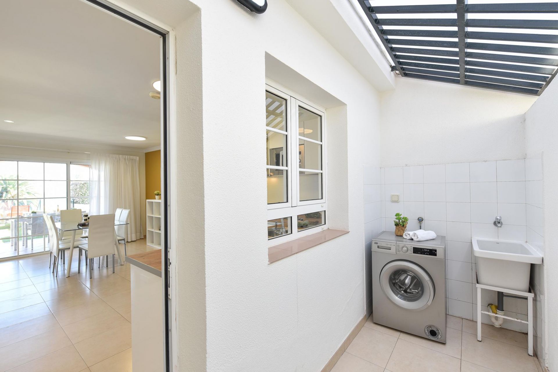Chalet Santa Ana 2