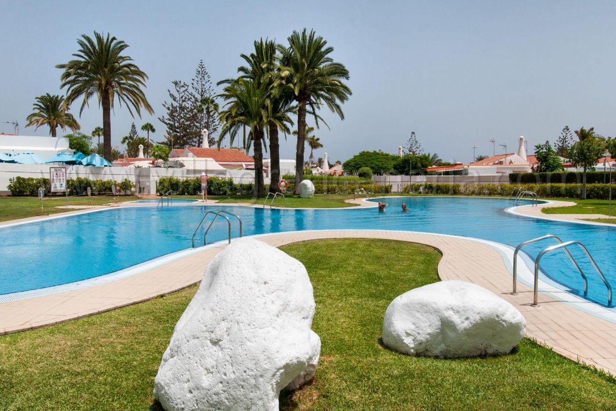 Bungalow JF/GI | Playa del Inglés | VillaGranCanaria Piscina