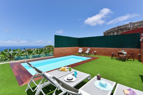 Finca with pool La Casa de Arriba in Arucas | VillaGranCanaria Piscina