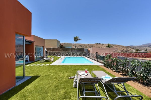 10 en PAR 4 | Salobre Golf | VillaGranCanaria Jardín