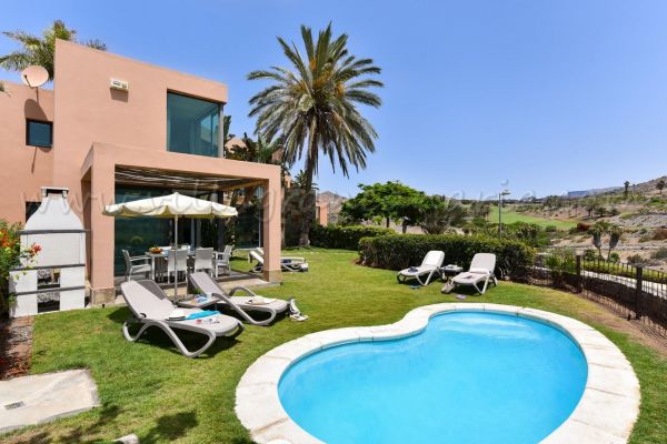 Los Lagos 5 | VillaGranCanaria Piscina