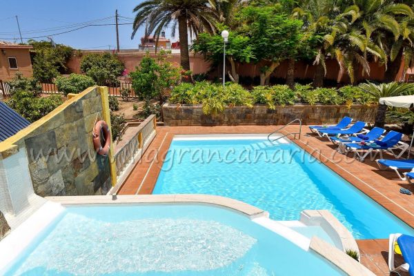 Finca Salobre | VillaGranCanaria Piscina