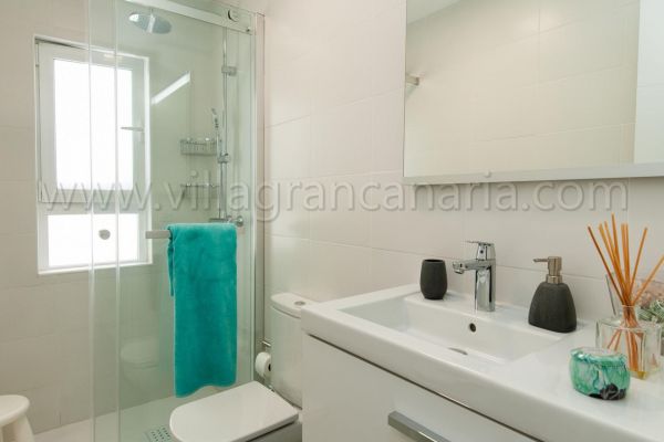 Bungalow JF/GI | Playa del Inglés | VillaGranCanaria Baño 1