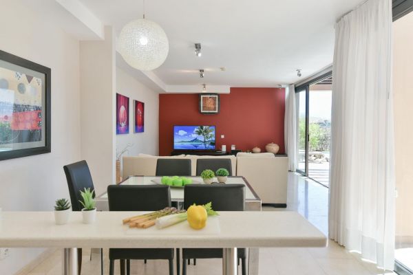 Las Terrazas 12 | Lujo y Relax en Salobre Golf Comedor