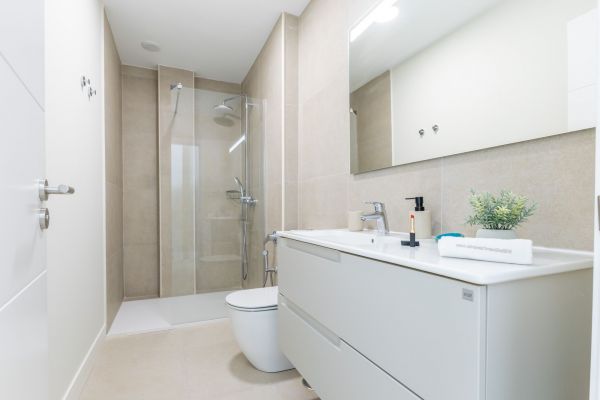 Brisamar Suites II Arinaga | VillaGranCanaria Baño 1