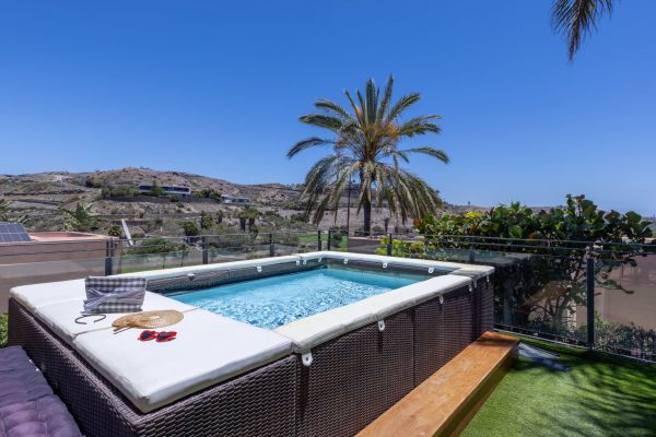 Holiday Rental Los Lagos 20 in Salobre Golf | VillaGranCanaria Piscina