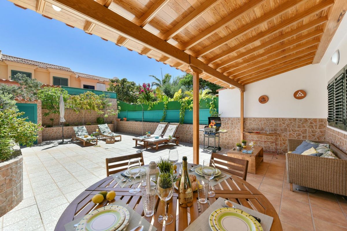 Bungalow Sonnenland Los Tinos II in the south of Gran Canaria Terraza