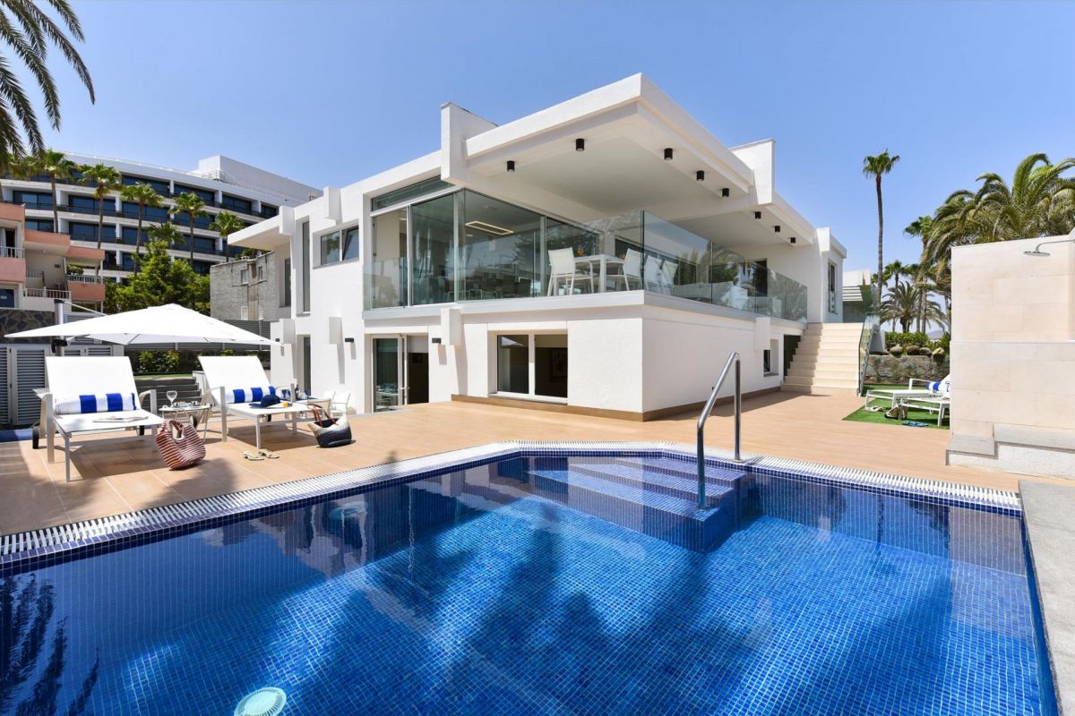 Blue Ocean in Maspalomas | VillaGranCanaria Piscina