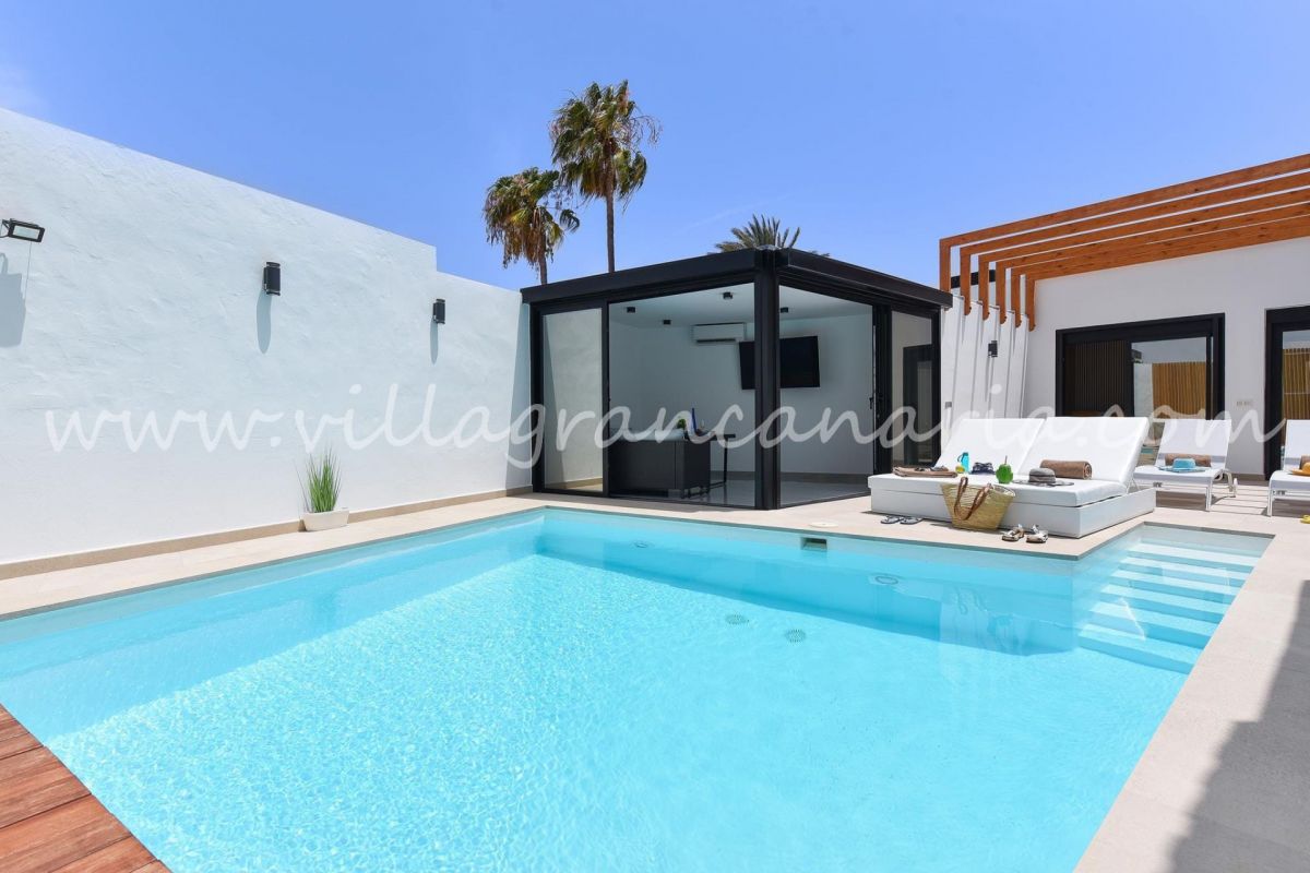 Aisha | VillaGranCanaria Piscina