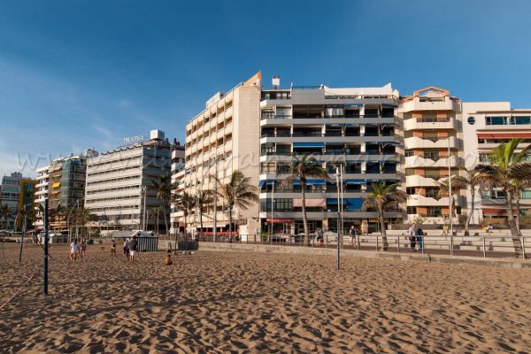 Nautilus 8D | Apartamento con Vistas en Las Canteras Aseo