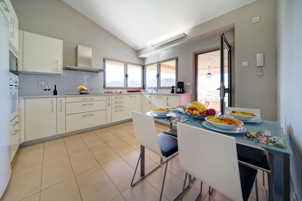Villa Piedra Amarilla | Salobre Golf | VillaGranCanaria Cocina