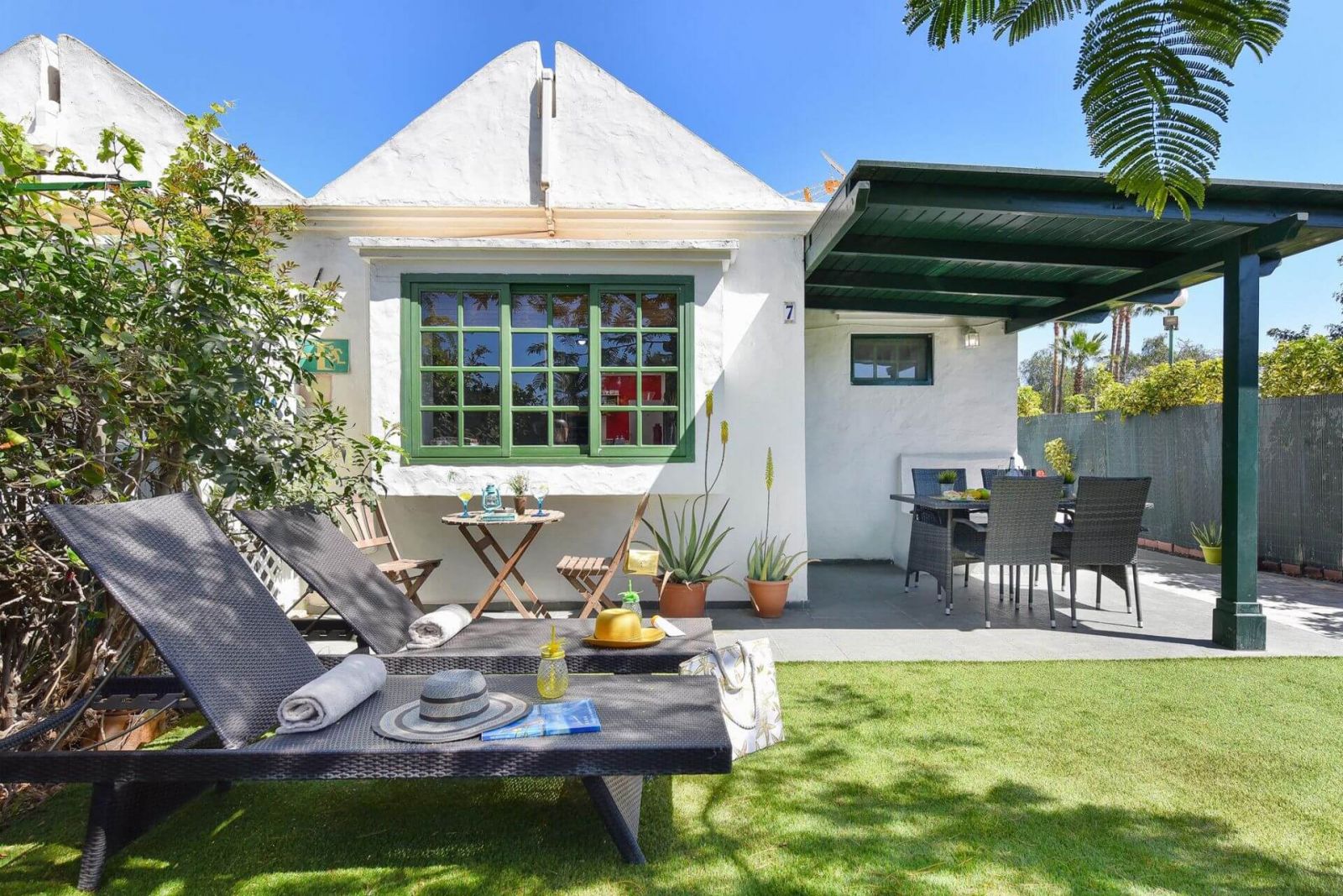 bungalow con jardín en maspalomas