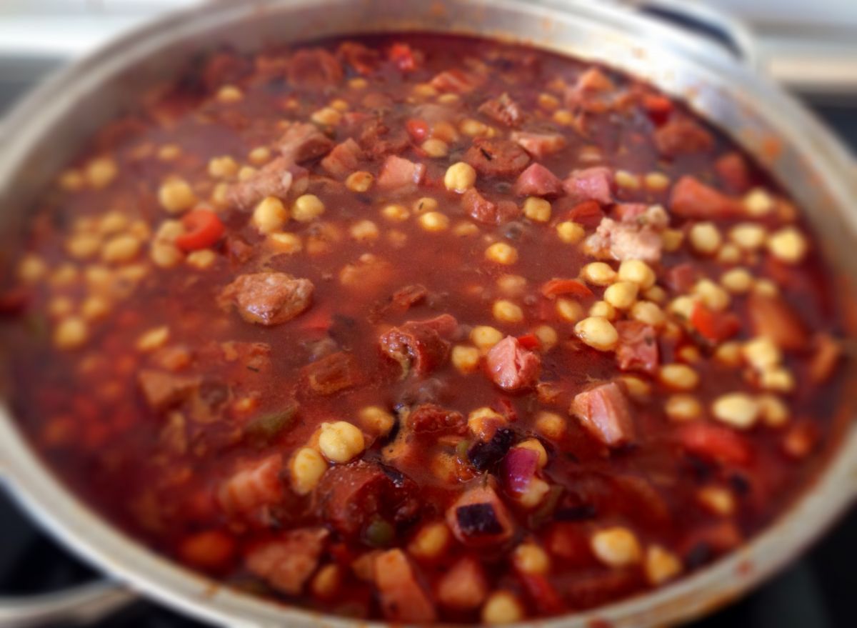 Traditional Canarian dishes: chickpea stew