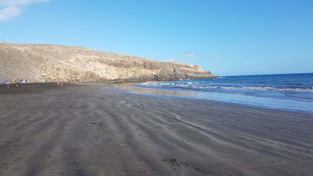 montaña arena beach