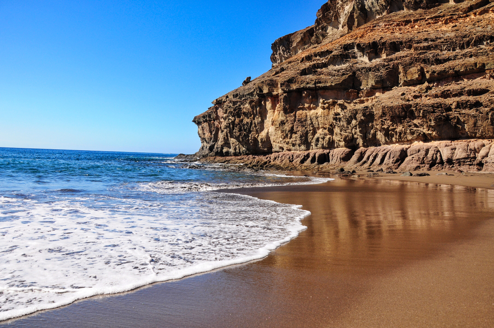 tiritaña beach